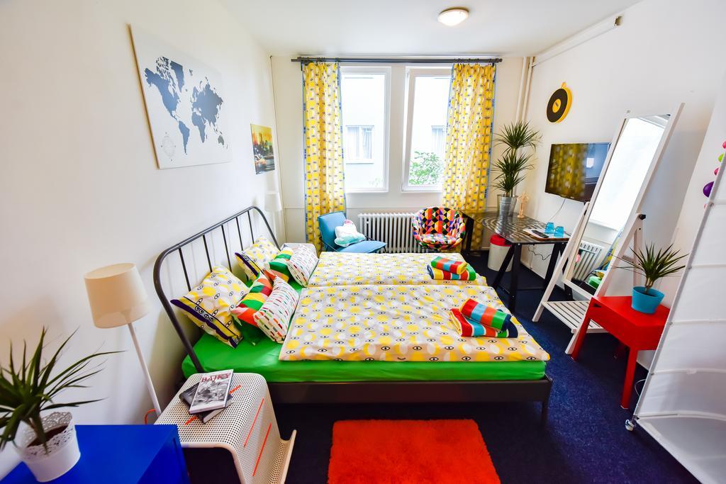 City Hostel Brno Modrice Bagian luar foto