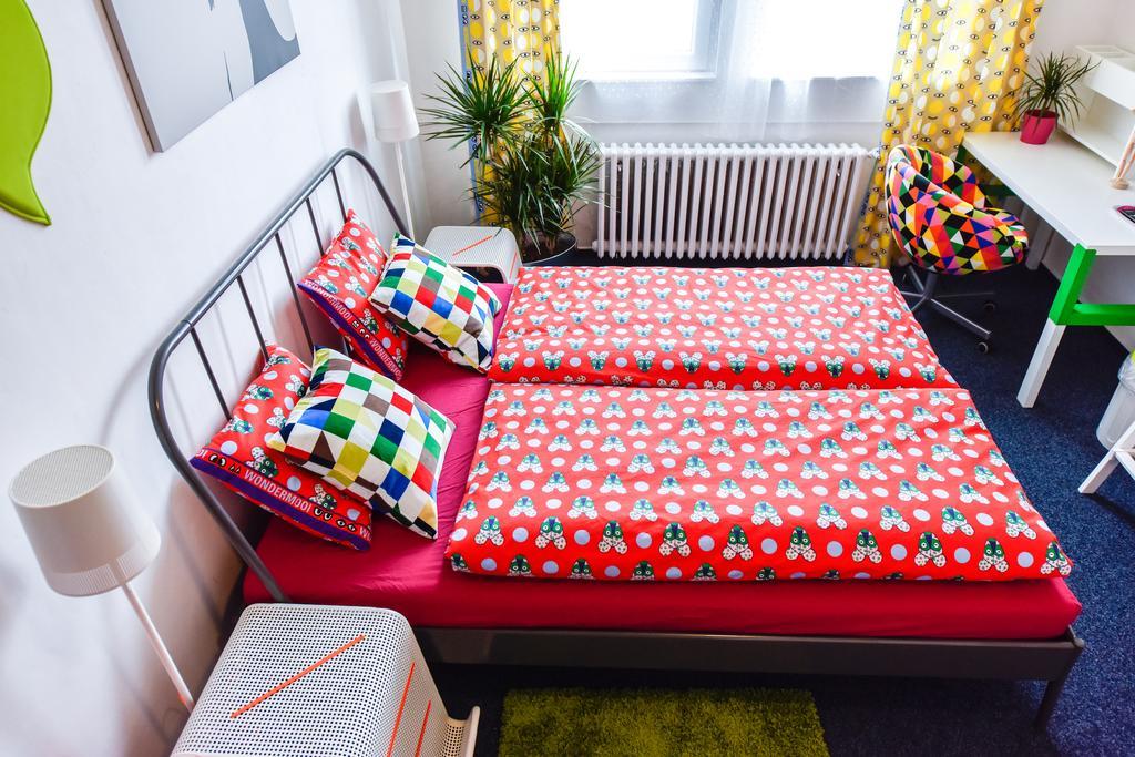 City Hostel Brno Modrice Bagian luar foto